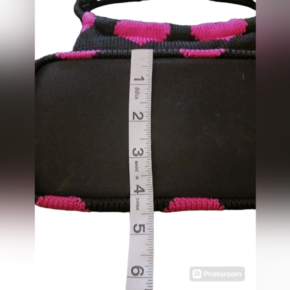THE SAK handbag.  Womens.  Black with hot pink hearts on both sides. - Picture 9 of 10